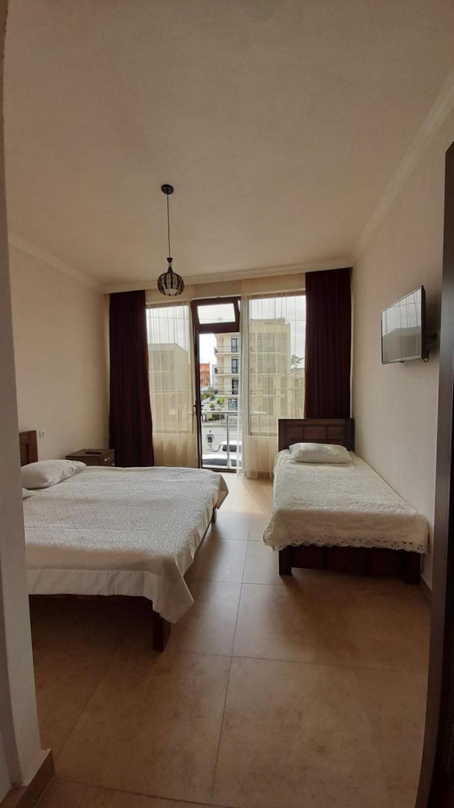 Guest House Gio Kobuleti Bagian luar foto